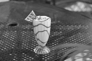 Waffle Caramel Shake