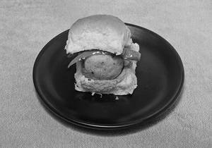 Classic Vada Pav