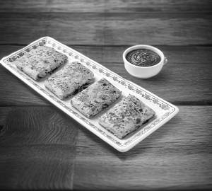 Aloo Stuffed Moong Dal Chilla