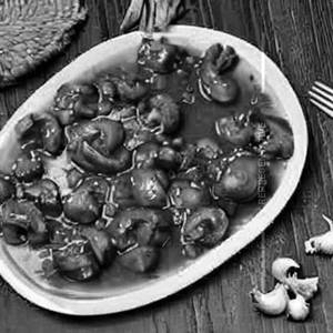 Mushroom In Garlic Sauce