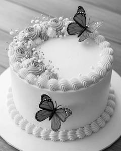 Pineapple Floral Cake 