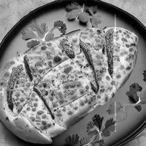 Veggies Stuffed Garlic Bread