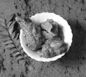 Chicken curry [4 pieces]