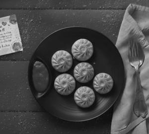 Fried Veg Momos [6 Pcs]