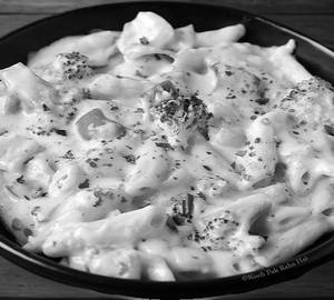 Veg White Sauce Pasta