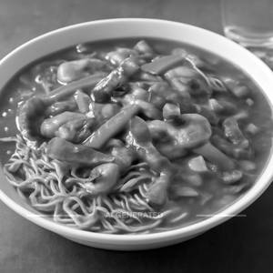 Veg Triple Noodles (With Gravy)