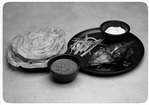 Half Chicken Shawaya With 5 Parotta