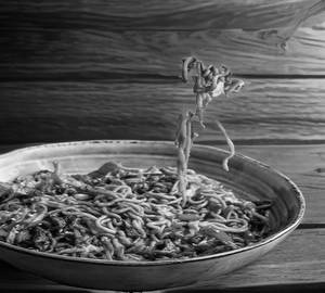 Schezwan Chicken Noodles