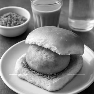 Vada pav