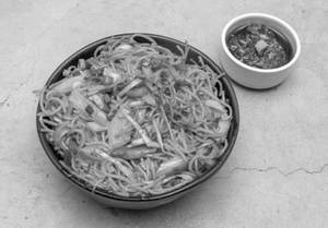 Veg schezwan noodles