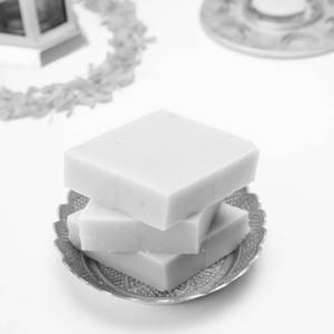 Mundhiri Cake