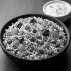 Veg Supreme Special Biryani With Raita