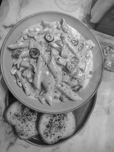 Chicken Alfredo White Sauce Pasta