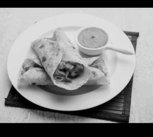 Peri peri chicken cheese roll [4 rolls]