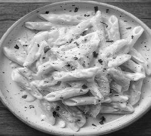 Cheese sauce pasta
