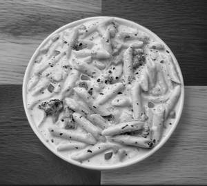 White sauce pasta