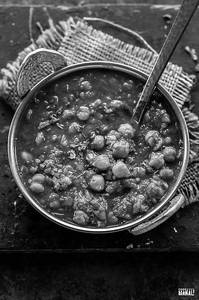 Egg Chana Tarka