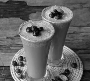 Blueberry Milkshake