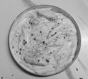 White sauce pasta