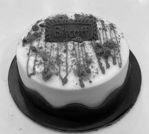 Lotus Biscoff Cake (330Gms)
