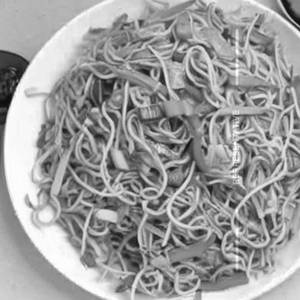 Veg hakka noodles