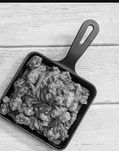 Karvepaku Chicken