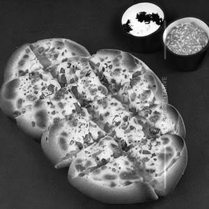 Chilli garlic bread