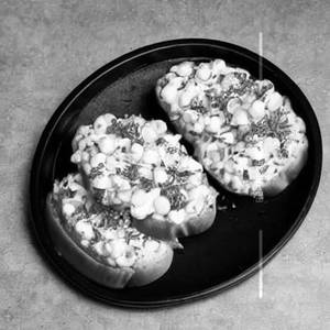 Corn cheese garlic bread