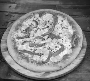 Chicken corn pizza