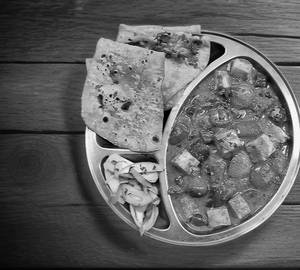Kadai Paneer + 4 Roti