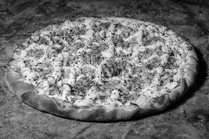 Royal Special Crispy Chicken Pizza