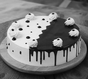 Vanilla Chocolate Cake(450 Gm)