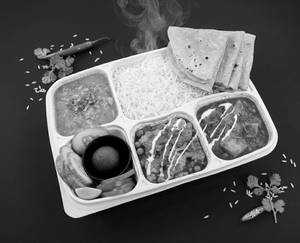 Jain Paneer Thali Special