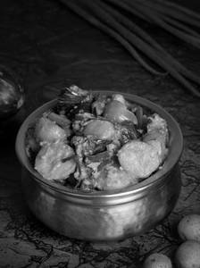 Hyderbadi Deewan E Handi