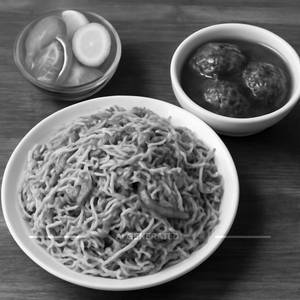 Veg Noodles + Veg Manchurian + Salad
