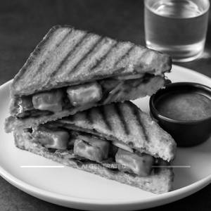 Tandoori Paneer Sandwich