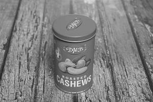Roasted Cashews Can [150 Grams]