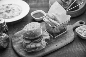Grilled Paneer Patty Burger