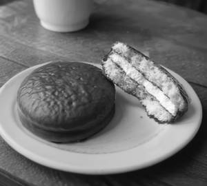 Vanilla Cream filled Choco cake