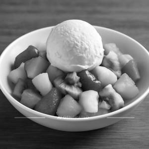 Fruit Salad With Ice Cream