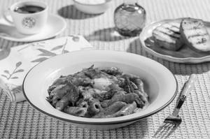 Basil Pesto With Sun-dried Tomato Pasta