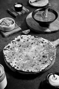 Chicken Keema Naan