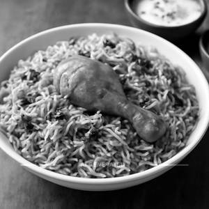 "Chicken Biryani Full "                                                      