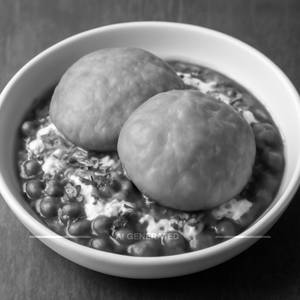 Kachori Chola Chaat