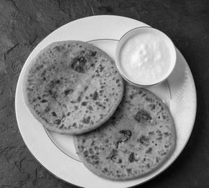 2 Masala Paratha With Curd