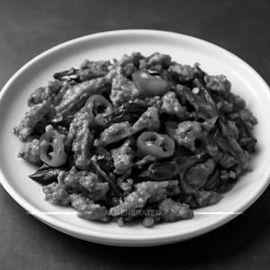 Chicken Chilli Basil Leaves