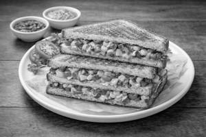 Corn Capsicum Grilled Cheese Sandwich