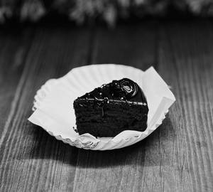 Red velvet premium cake [500 grams]