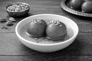 Hot Gulab Jamun ( 1 Pcs )