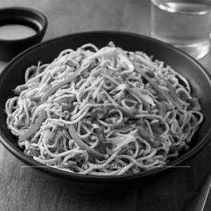 Veg Hakka Noodels